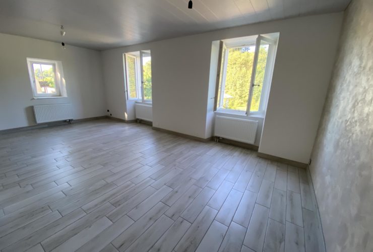 Charmante maison avec grand terrain en Ajoie