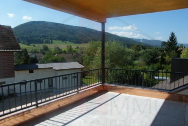 Bel immeuble de 5 appartements