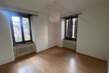 Appartement de 4,5 pièces avec haut plafond