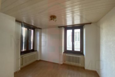Appartement de 4,5 pièces avec haut plafond