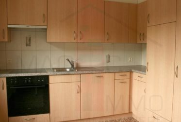 Immeuble de 8 appartements avec balcon, terrain à bâtir et magnifique vue à Courtemaîche