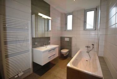 Immeuble refait à neuf à 4 km de Porrentruy.
