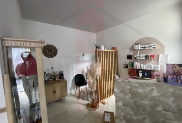 Local, bureau au rez-de-chaussée, vielle ville de Delémont