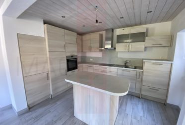 Jolie maison rénovée à vendre