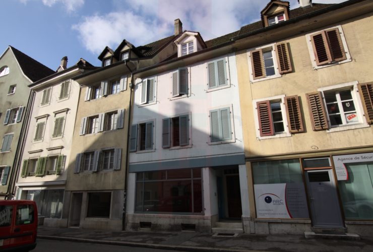 Local commercial avec vitrine au centre ville de Delémont
