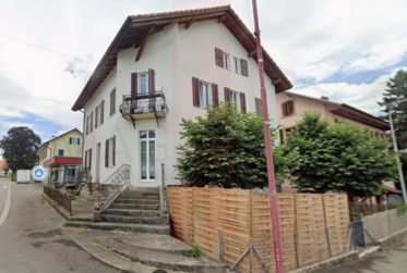 Immeuble refait à neuf à 4 km de Porrentruy.