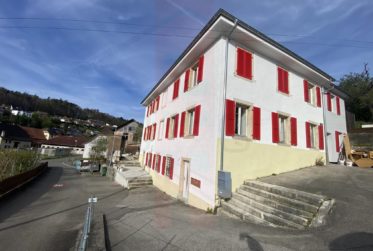 Appartement lumineux avec terrasse à Fontenais